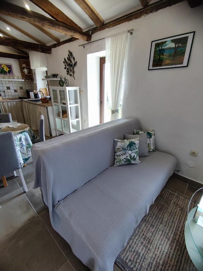 Ema 2 Appartement Matulji Buitenkant foto